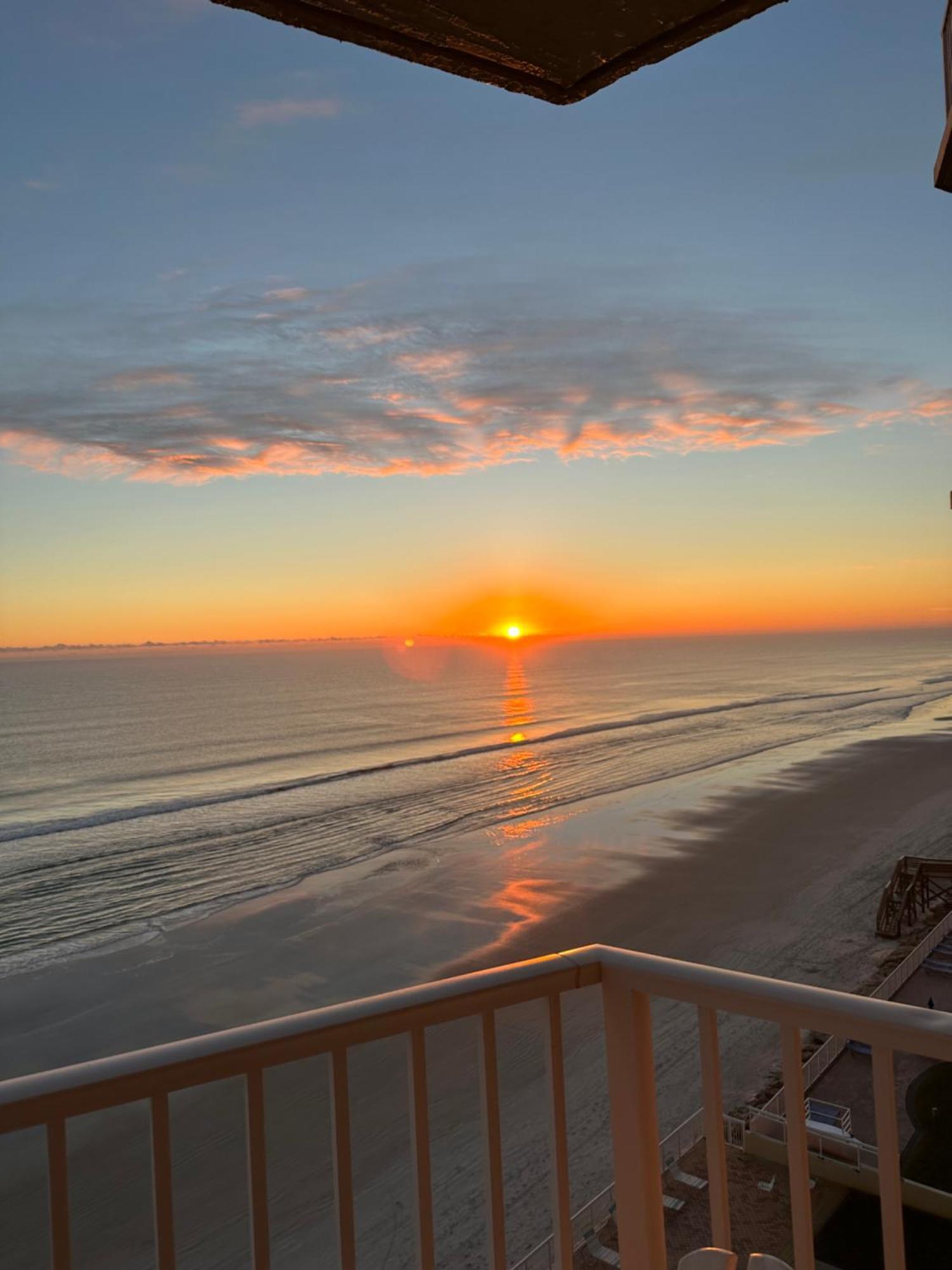 Daytona Beach Shores Ocean Front Balcony 2Beds 2Ba King Ste And 2Queens - Shores Club 805 Bagian luar foto